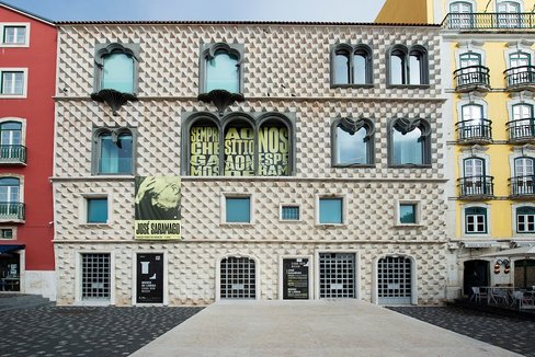 Casa dos Bicos